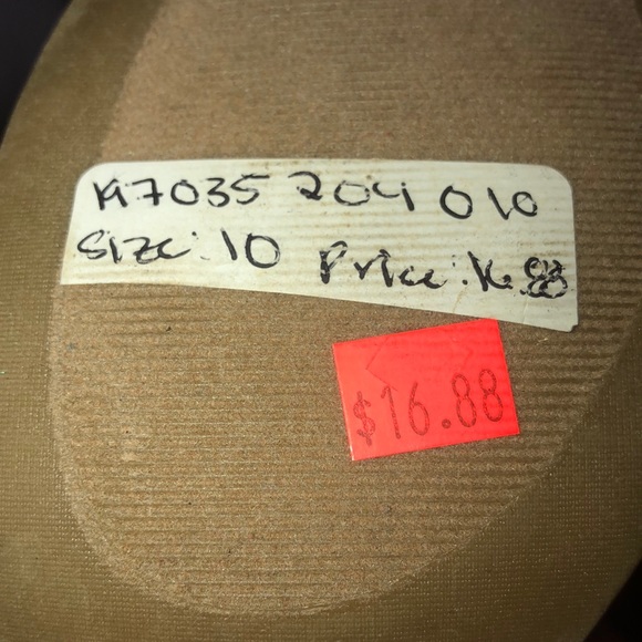 Heels - Picture 4 of 5